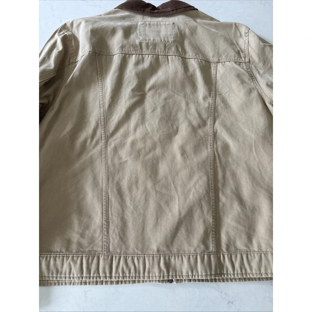 Levis levi mens